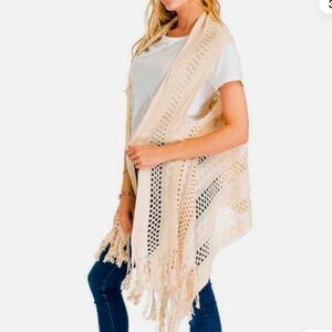 🟣 Women's Cream Sleeveless Light Knit Fringe Open Front Poncho Cardigan Vest